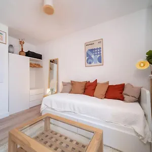  Appartement Equipe Au Coeur Du Vieux Port St Victor France